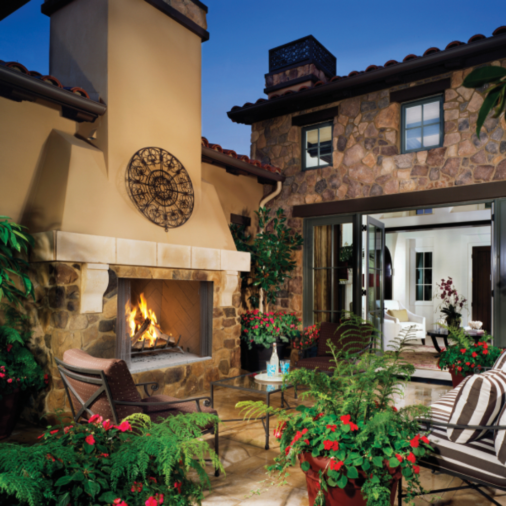 IHP Superior WRE4536WH 36" Wood-Burning Outdoor Fireplace w/ White Herringbone Refractory Panels F0440
