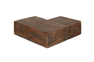 Lexington Hearth 7435 FS-CO-LH-MD Flat Sawn Maduro Corner Mantel