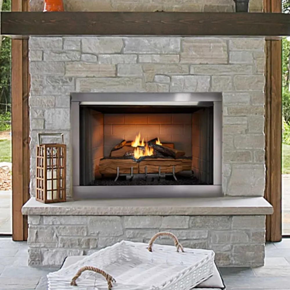 Majestic VOFB36-T 36" Vesper Outdoor Gas Firebox W/Traditional Concrete Refractory