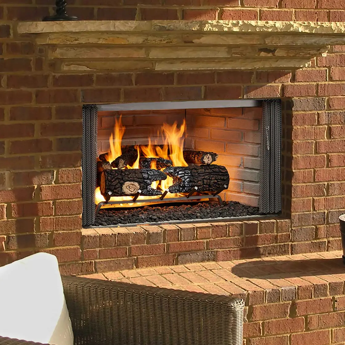 Majestic ODVILLA-36H-B 36" Outdoor Villawood Firebox w/Herringbone Refractory